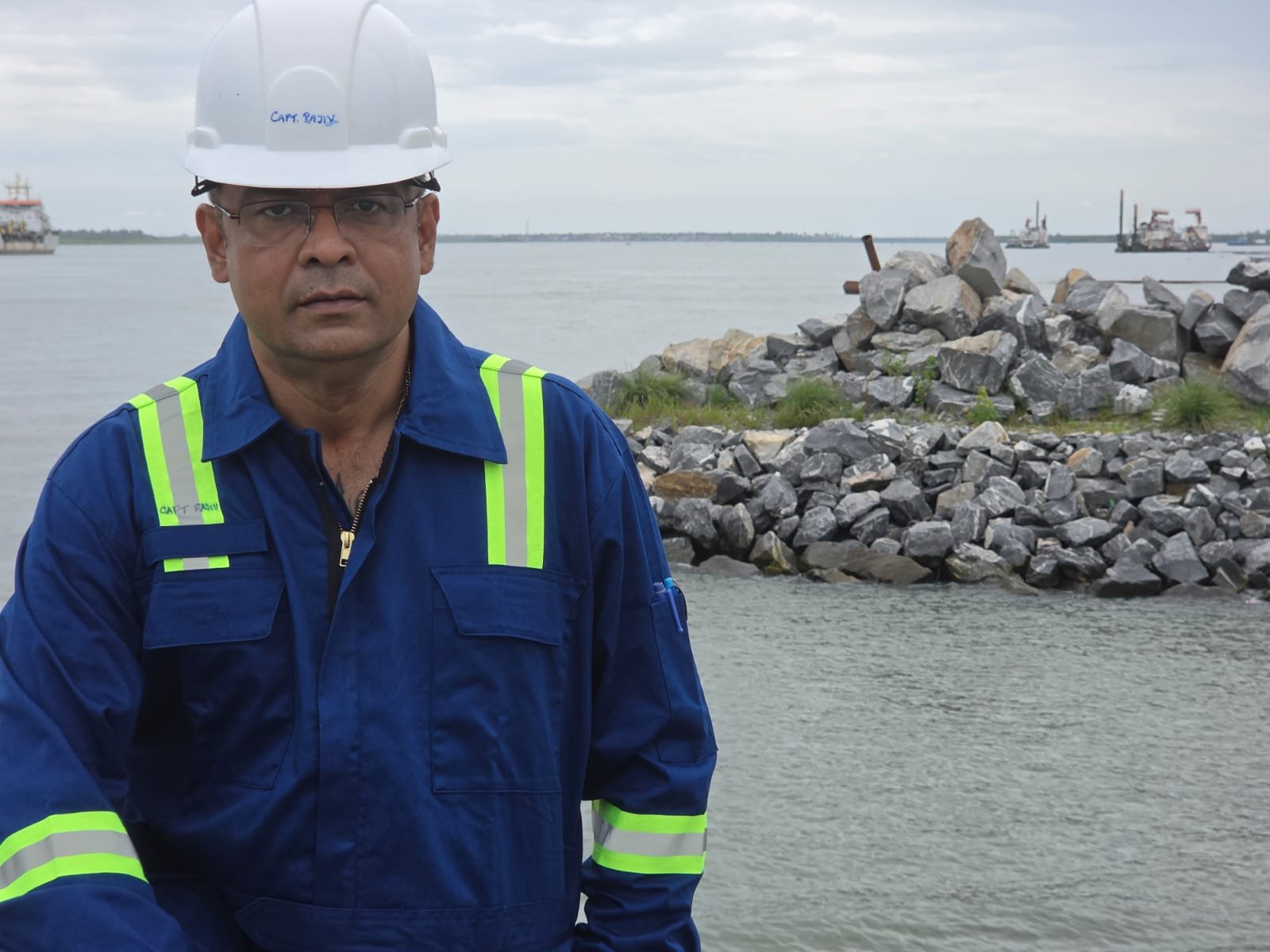 Dr. Capt. Rajiv Mazumder profile picture